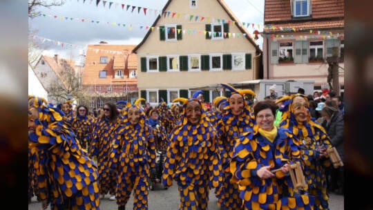 Fasnetsumzug Tiefenbronn · TCV Schmellenhopfer — Ausflugsziel Nordschwarzwald