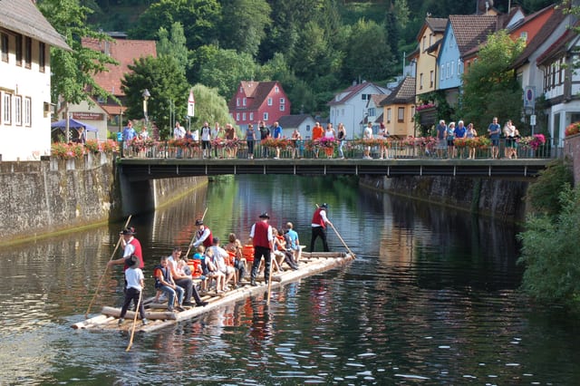 Flößerfest Neuenbürg — Ausflugsziel Nordschwarzwald
