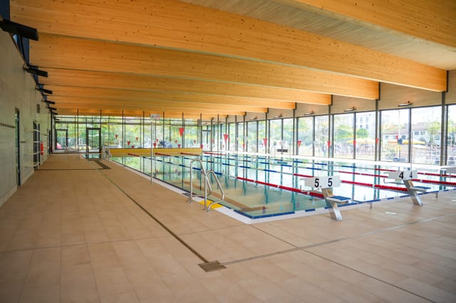 Stadtteilbad Huchenfeld — Ausflugsziel Nordschwarzwald