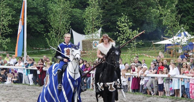 Mittelalterliche Ritterspiele Mönsheim — Ausflugsziel Nordschwarzwald